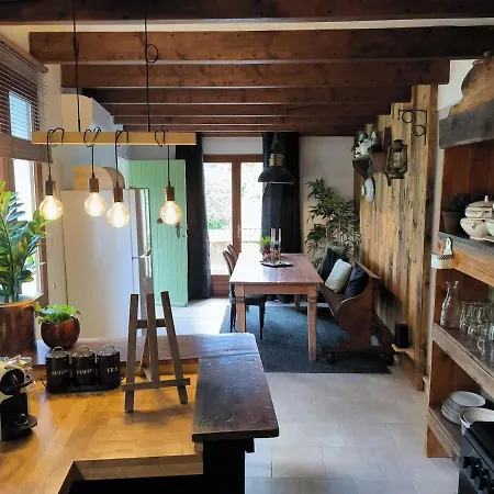 A La Ferme, Le Jardin Bleu, Le